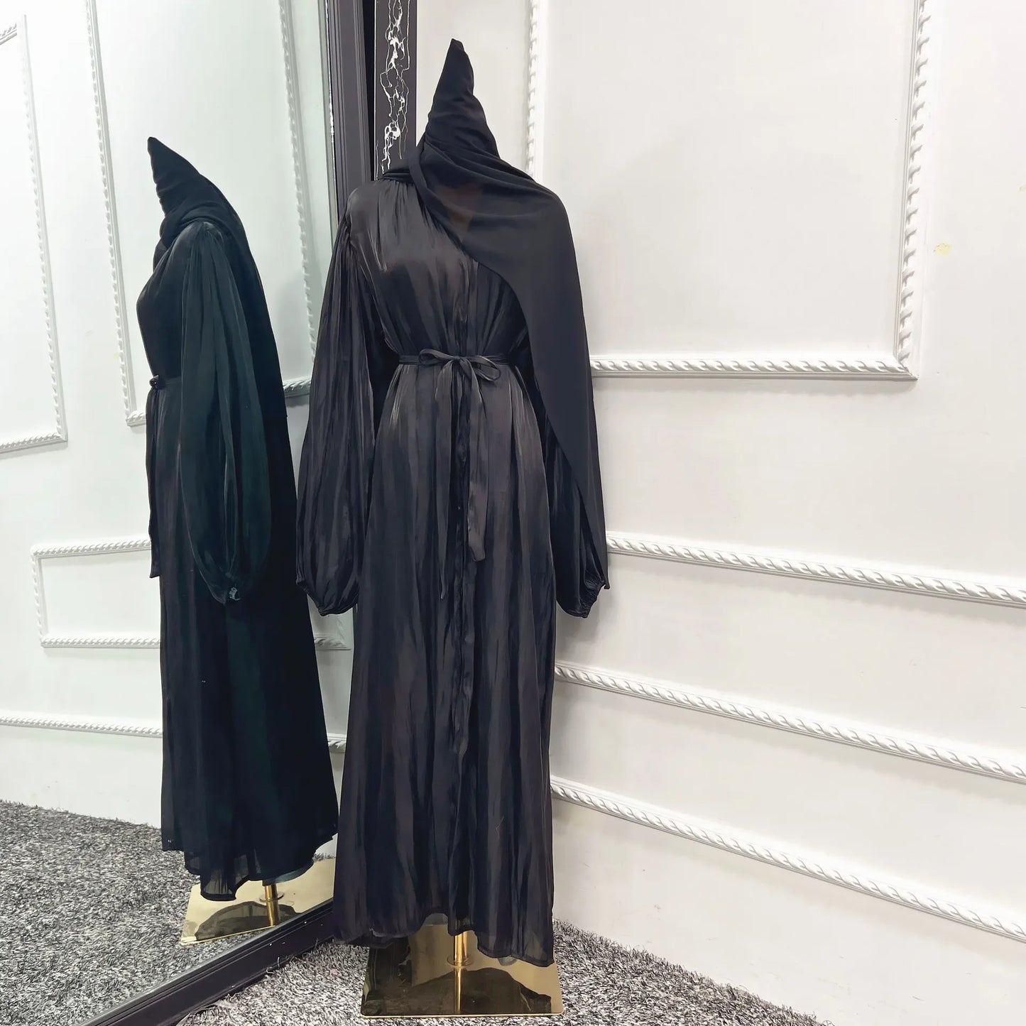 gold abaya