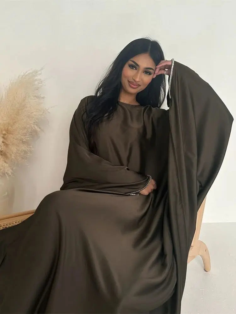 hala abaya