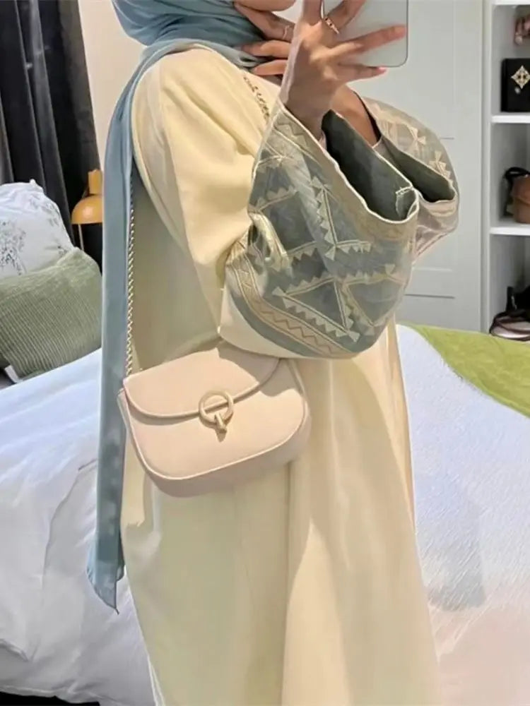 Rolla Abaya