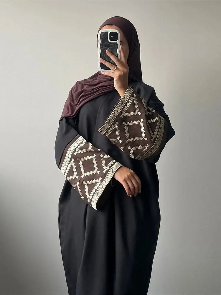 Rolla Abaya