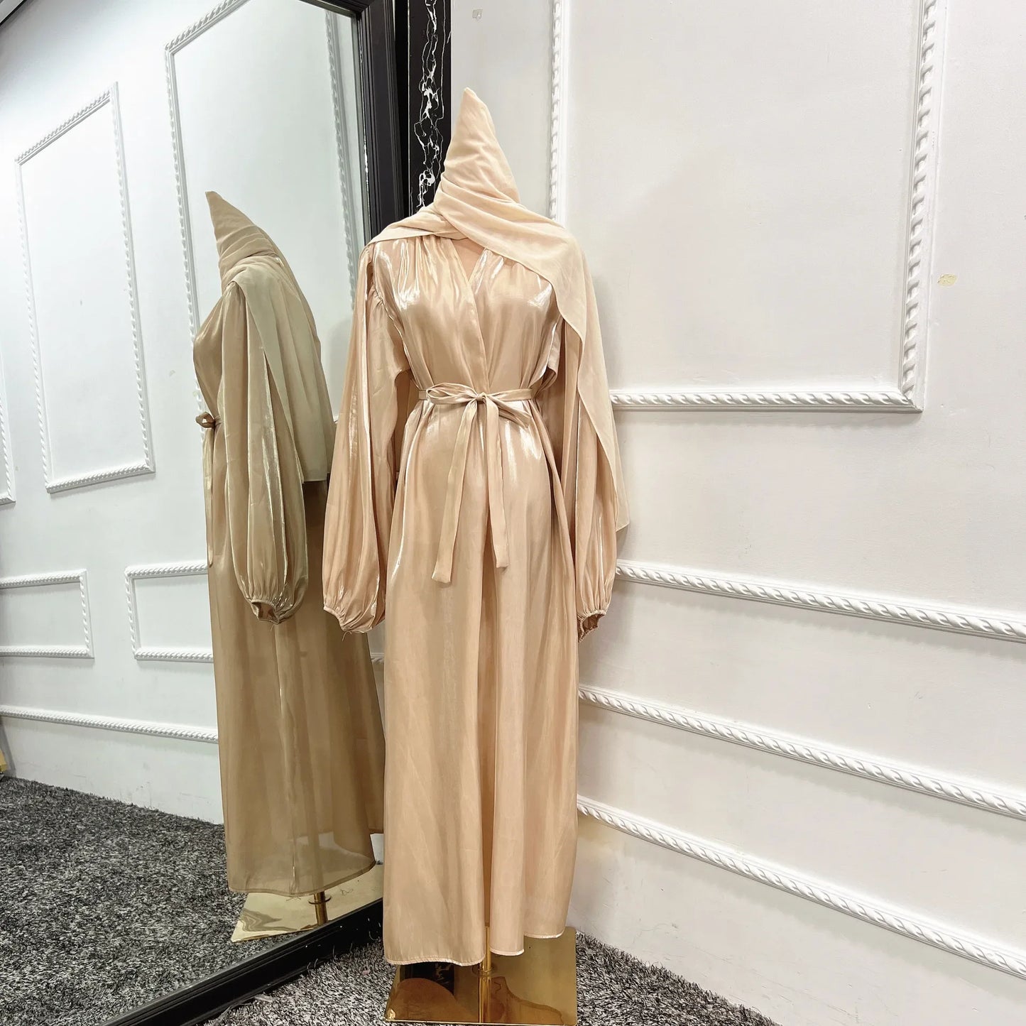 gold abaya